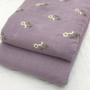 Tissu en dentelle de georgette polyester de haute qualité avec broderie malteuse pour vêtements de mariée, textiles de maison et confection de vêtements - Product Image 3
