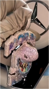 Colgante de Plata 925 con Moissanita Personalizado en Forma de Tiburón, Estilo Hiphop, con Incrustaciones de Moissanita - Product Image 3