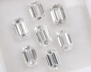 เพชรเม็ดเล็ก CVD ปลูกในห้องปฏิบัติการ รูปทรง Asscher Cut และ Emerald Cut ขนาด 0.15-0.2 กะรัต สี DEF ความสะอาด VVS ขนาด 3.6x2.6 มม. และ 4.0x3.0 มม. แบบเจียระไนละเอียด ขายส่ง - Product Image 4