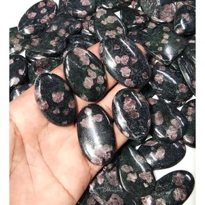 Piedras sueltas de rubí negro natural en forma de cabujón, mezcla de formas, para la fabricación de joyas, precio al por mayor, lote de piedras preciosas pulidas a mano. - Product Image 4