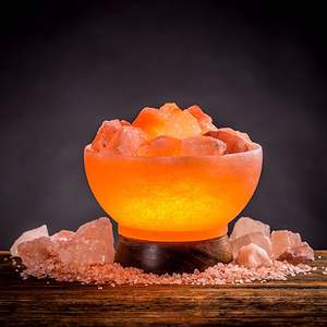 Lampe de sel rose de l'Himalaya naturelle, portable, faite à la main, élégante, en cristal de roche, pièce décorative, lumière douce, chambre, bureau, naturelle - Product Image 6