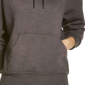 Diseño de logotipo personalizable en color sólido con diseño de mangas largas, precio económico y diseño de capucha con cordones y bolsillo canguro. - Product Image 6