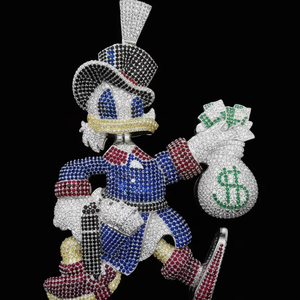 Pendentif personnalisé en forme de canard riche serti de diamants, fabriqué à la main en or blanc 925 avec micro-pavé multicolore - Product Image 1