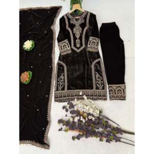 Ensemble haut-bas et dupatta magnifique pour femmes, vêtements de soirée de créateur - Product Image 2