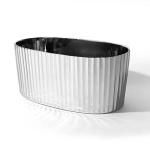 Élégante glacière ovale côtelée en métal argenté pour refroidir le vin et la bière lors de fêtes – Acier inoxydable ondulé moderne - Product Image 3