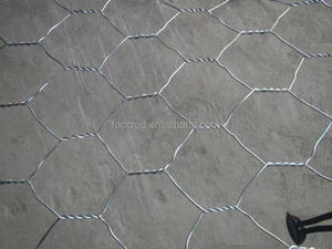 Hot Sale Galvanized <strong>Hexagonal</strong> Wire <strong>Mesh</strong> for Fence Farm Chicken Poultry <strong>Netting</strong> - Product Image 6