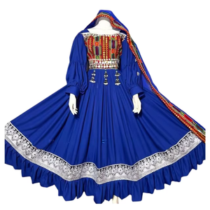 Robe en velours bleu roi avec broderie blanche distincte le long du col et des poignets, bas évasé large, accompagnée d'un voile. - Product Image 4
