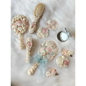 Seashell mirror natural seashell and resin frame material for vanity decoration home interior accent Vietnam supplier - Product Image 1