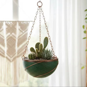 Jardinière murale élégante, idéale pour une décoration intérieure stylée, pour balcon, jardin, cuisine, plantes aromatiques et utilisation en intérieur, en provenance d'Inde. - Product Image 1