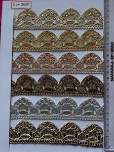 Cinta de encaje con bordado de lentejuelas y hilo metálico veneciano, estilo corona otomana real, para caftanes, alta costura y prendas de vestir. - Product Image 1
