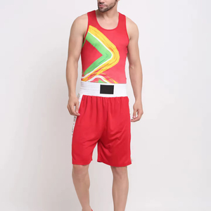 Ensemble de débardeur et short de boxe rouge pour homme, sublimation, coupe athlétique, réversible, vêtements d'arts martiaux, uniformes de boxe pour les combattants - Product Image 1