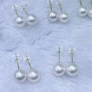 Pendientes de Perlas de Agua Dulce Clásicas de Oro de 18K Zhuji Aurora, 8.5-9mm, Redondas, Partículas Grandes, Casi Impecables - Product Image 1