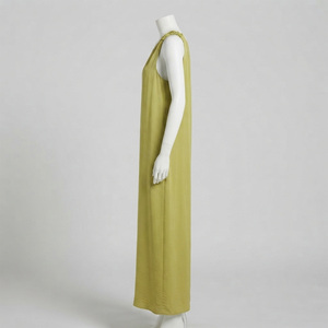 Robe longue asymétrique à une épaule en tricot couleur unie coupe ample style urbain pour soirée d'été sans manches écologique - Product Image 2
