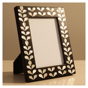 Handcrafted Mother of Pearl Photo <b>Frame</b> <b>White</b> Iridescent MOP Picture <b>Frame</b> Wholesale Luxury Mosaic Tabletop Home Decor Shell - Product Image 2