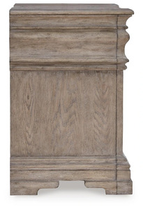 Signature Design by Ashley Blairhurst 3 drawer nightstand featuring a light grayish brown finish and classic style column detail - Product Image 5