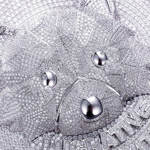 จี้เงินแท้ 925 รูปทรงกลม ประดับโมอิสซาไนต์ จี้สั่งทำรูปนางฟ้าถือถุงเงิน สไตล์ฮิปฮอป ประดับเพชรเต็มชิ้น สำหรับใส่กับสร้อย - Product Image 3