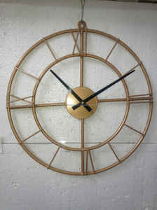 Horloge murale en métal de forme ronde de qualité standard pour l'utilisation du temps et la décoration murale disponibles à un prix abordable - Product Image 2
