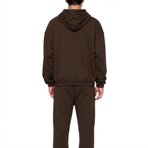 Ensemble de survêtement marron pour homme avec sweat à capuche zippé et pantalon de jogging – Tenue décontractée et sportive deux pièces de couleur unie, coupe ample - Product Image 5