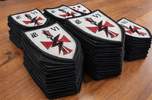 Parche Bordado con Escudo de Cruz Negra, Estilo Paracaídas DZ Drop Zone - Product Image 2