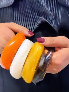 Artistic <b>Resin</b> Bangles Set For Women Elegant Look Contemporary <b>Resin</b> Bracelet For Women Stylish Accessories - Product Image 3