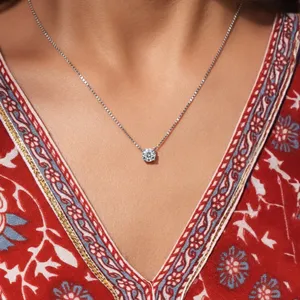 Collier solitaire éblouissant de 0,5 carat avec diamant rond taillé Bloom, clarté D-E VVS-VS, diamant CVD cultivé en laboratoire avec IGI. - Product Image 2