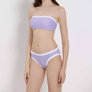 Conjunto de bikini sin tirantes para mujer con ribete en contraste, top bandeau con logo frontal, cintura baja, dos piezas, traje de baño ecológico para playa de verano - Product Image 3