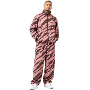 เสื้อแจ็คเก็ตกันลมแบบสวมใส่สบายสำหรับผู้ชาย ผลิตจากไนลอน 100% รับสกรีนโลโก้ น้ำหนักเบา แห้งเร็ว เหมาะสำหรับออกกำลังกาย ขายส่งจากโรงงาน - Product Image 1