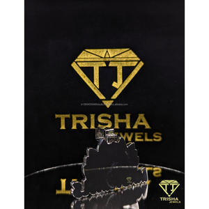 จี้รูปดอกบัวแบบปรับแต่งได้ ประดับเพชรโมอิสซาไนต์ VVS เงินแท้ 925 ดีไซน์ Iced Out เครื่องประดับสำหรับทุกเพศ โดย Trisha Jewels - Product Image 3