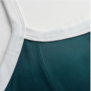 Conjunto de yoga sin costuras para mujer al por mayor: sujetador deportivo elástico con tiras y shorts fruncidos, 2 piezas para fitness y gimnasio - Product Image 4