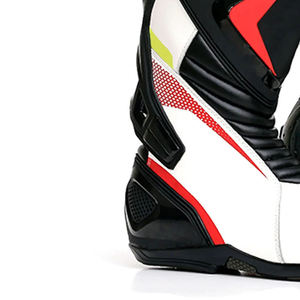 Chaussures de moto en cuir sur mesure, design racing, haute qualité, respirantes, imperméables, coupe-vent, anti-UV pour hommes - Product Image 4