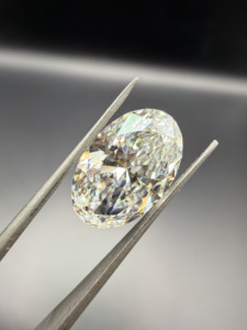 Diamant ovale brillant de haute qualité créé en laboratoire, EF VVS2, pierre lâche certifiée IGI pour la fabrication de bijoux fins et de bagues - Product Image 1