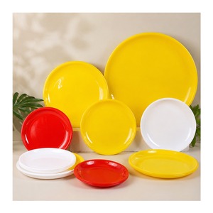 Assiette à dîner en plastique de 11 pouces, grande assiette de service réutilisable pour la maison et la restauration - Product Image 1