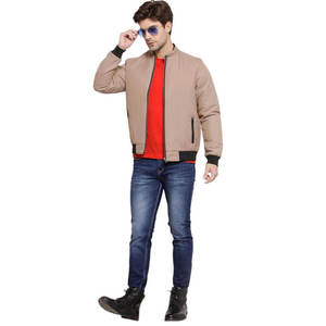เสื้อแจ็คเก็ตบอมเบอร์สีเบจสำหรับผู้ชาย คอตั้ง ปิดด้วยซิป สไตล์ลำลอง บุด้วยใยโพลีเอสเตอร์ - Product Image 3