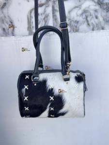 กระเป๋าหนังวัวแท้แบบสะพายไหล่ ดีไซน์ทันสมัย คุณภาพสูง จุของได้เยอะ เหมาะสำหรับผู้หญิง - Product Image 4