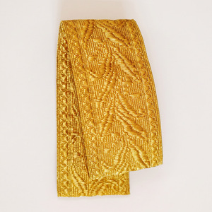 Cinta de malla jacquard ecológica OEM con hilo de oro, encaje decorativo y adornos de cinta metálica personalizados - Product Image 6