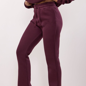 Ensemble de survêtement pour femme en coton biologique personnalisé, comprenant un pantalon de jogging et un sweat à capuche - Product Image 4
