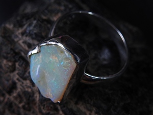Australian <b>Opal</b> Natural Polished Rough Silver Classic Bezel Setting Wedding <b>Ring</b> Gift for Her Fashionable Jewelry New Arrival - Product Image 2