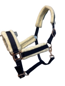 Halters de cheval en nylon réglables Style de selle anglaise colorée pour l'entraînement et le toilettage Tailles OEM disponibles pour l'équitation - Product Image 3