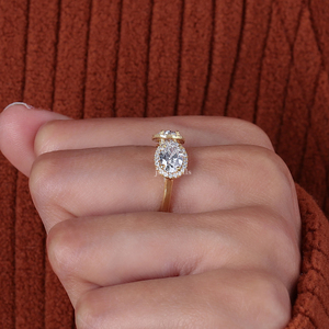 Bague de fiançailles à deux pierres en diamant de laboratoire ovale de 2 carats, or massif 14 carats, certifiée IGI - Product Image 2