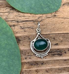 NIKHIL GEMS Collier en argent sterling avec onyx vert, pendentif goutte d'eau d'inspiration vintage, style bohème, bijoux faits main en pierres précieuses, tiers - Product Image 2