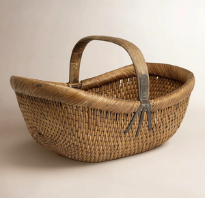 Panier ovale en corde de fibres végétales avec poignée en bois, plateau décoratif rustique, artisanat en bambou et rotin, pièce unique - Product Image 2