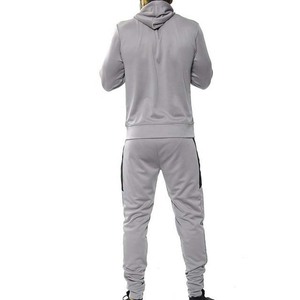 Survêtement gris à capuche pour homme, fermeture éclair intégrale, style sportif décontracté, coupe régulière avec poches latérales, idéal pour l'automne, en Spandex et Polyester - Product Image 2