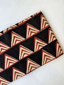 Tissu en coton imprimé traditionnel Jaipuri, coton cambriqué imprimé au bloc 60x60, tissu en coton à motifs. - Product Image 3