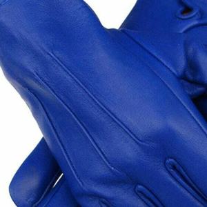 Nouveaux gants de moto pour femmes, entièrement couvrants, bleus, en peau de mouton et cuir PU, pour usage quotidien et cyclisme, en provenance du Pakistan. - Product Image 2