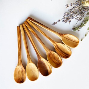 Cuillère en bois à long manche pour ustensiles de cuisine, outils de cuisson et service de table - Product Image 5