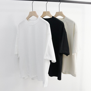 เสื้อยืดทรงบ็อกซี่โอเวอร์ไซส์ผ้าคอตตอน 100% ล้างสีแบบแอซิดวอช พิมพ์ลายครอป  โลโก้สั่งทำพิเศษ  ใส่สบาย  รักษ์โลก  เนื้อผ้าหนา - Product Image 4