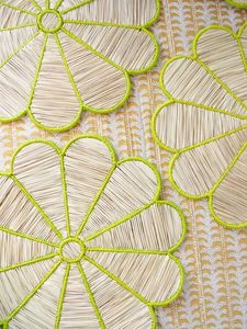 ที่รองแก้วหวายทำมือลายเปลือกหอย ดีไซน์ขอบหยัก สำหรับตกแต่งโต๊ะอาหารลายดอกไม้สุดหรู งานแต่งงาน และของตกแต่งบ้าน - Product Image 2