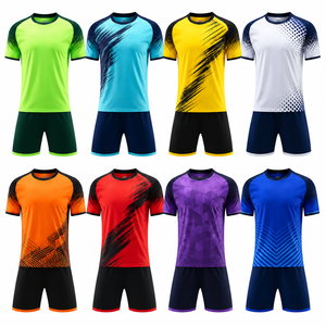 ชุดฟุตบอลแบบกำหนดเอง OEM ODM เสื้อฟุตบอลแบบซับลิเมชั่น แห้งเร็ว สำหรับสโมสร โรงเรียน และสถาบันฝึกสอน - Product Image 2