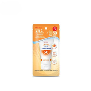 Crème solaire pour le corps Ustar Vitamin C Extra Bright SPF 50 PA+++ pour femmes, tous types de peau - Product Image 3