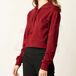 เสื้อฮู้ดครอปหรูหราล่าสุดสำหรับผู้หญิง สีแดง ผ้าฝ้ายฟลีซ 100% เนื้อผ้านุ่ม ระบายอากาศได้ดี ทรงโอเวอร์ไซส์ สไตล์ลำลอง สตรีทแวร์ - Product Image 2